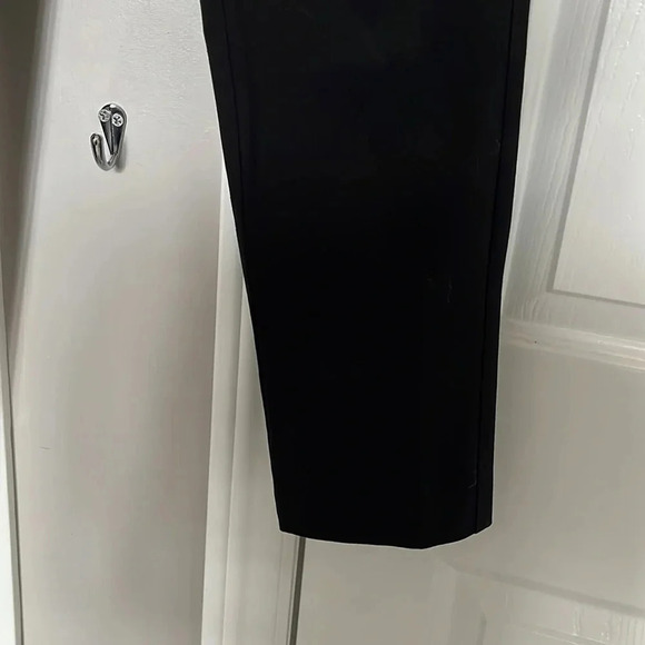 CYNTHIA ROWLEY Black Slim Ankle Dress Pant, Size 6 - Picture 4 of 10